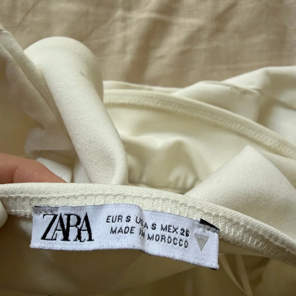 Zara White Strapless Peplum Blouse - Picture 6 of 6